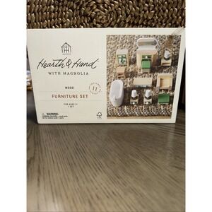 Brand New Hearth Hand Magnolia Toy Dollhouse Furniture 11-Pieces Wooden Set Bath